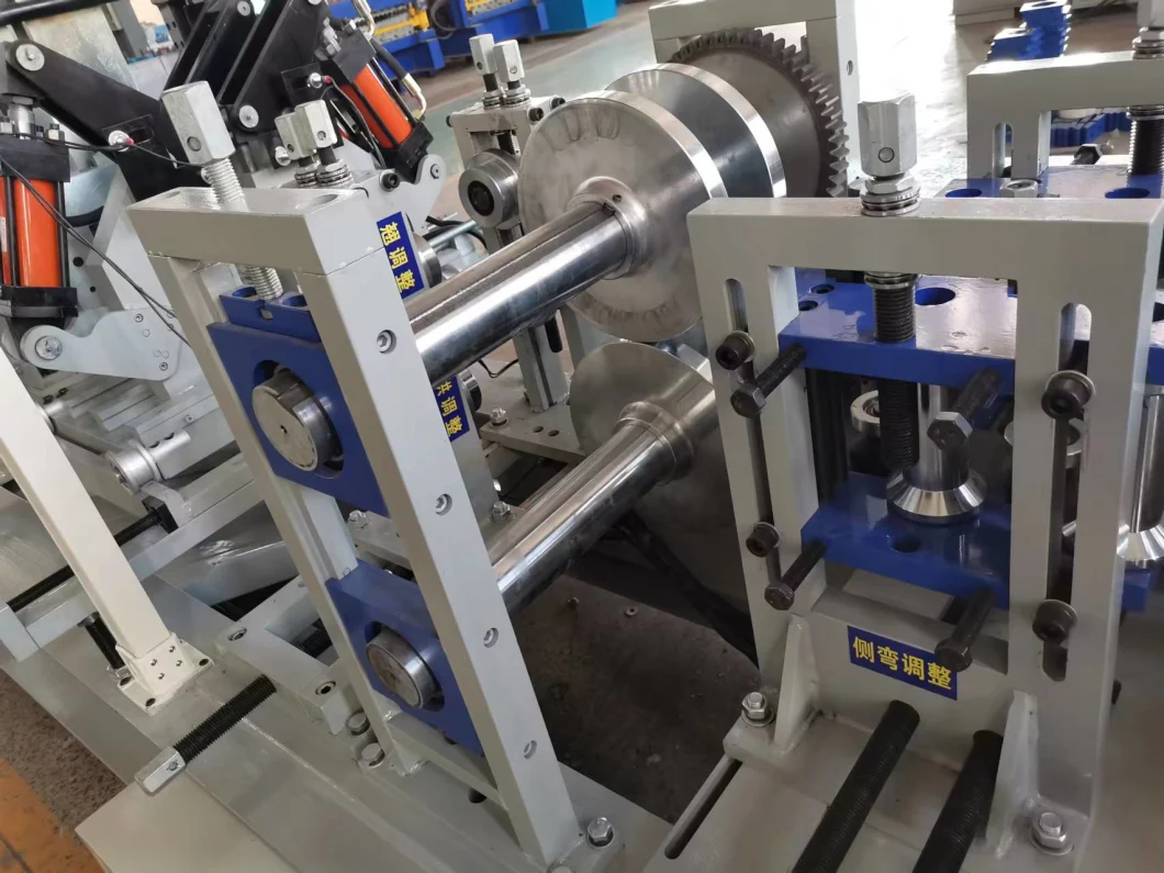 Fully Automatic C Purlin Z Purlin CZ Purline Rolling Forming Machine Light Gauge Steel T Bar Profile Automatic Size Adjusting C Z Purlin Forming Machine