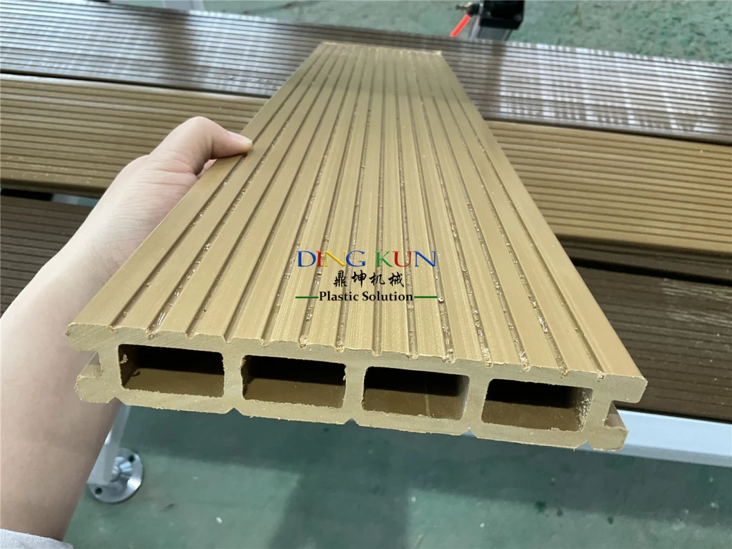 WPC PP PE PVC Wood Plastic Profile / Decking/Door Frame/ Wall Panel/Floor Fence Post Window Extruding Extruder / Extrusion Making Machine Factory Price